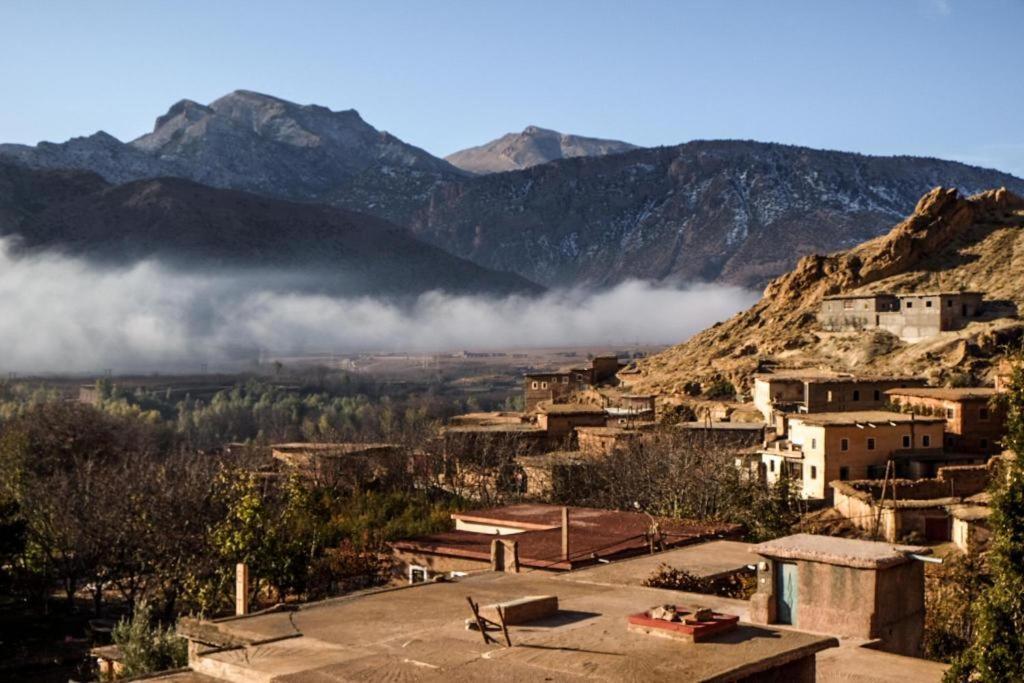 Kasbah Ait Bouguemez Hotel Agouti Екстериор снимка
