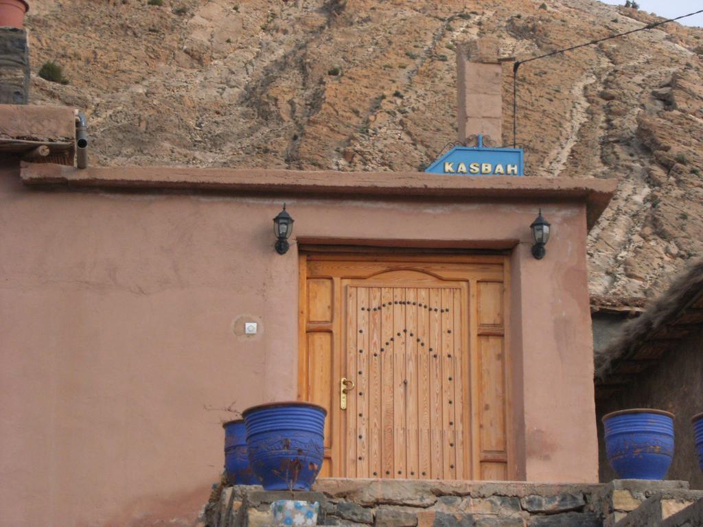 Kasbah Ait Bouguemez Hotel Agouti Екстериор снимка