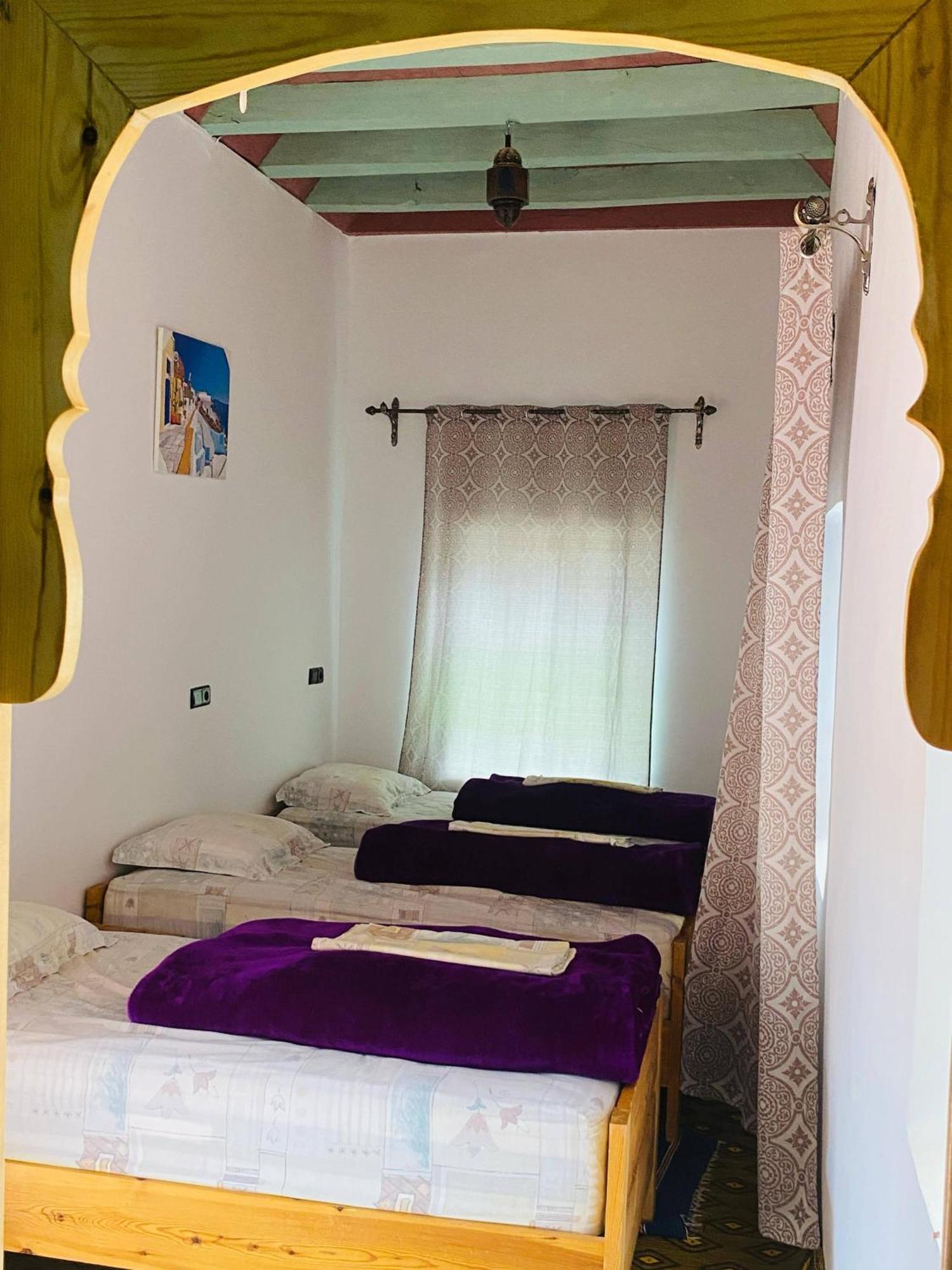 Kasbah Ait Bouguemez Hotel Agouti Екстериор снимка
