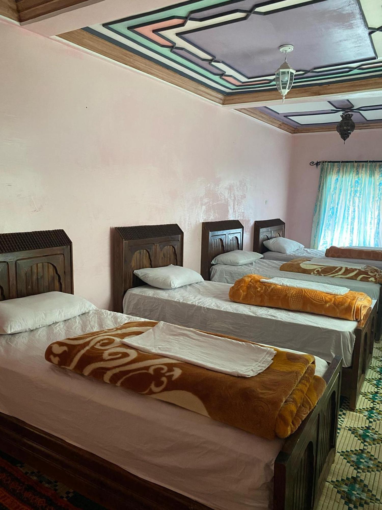 Kasbah Ait Bouguemez Hotel Agouti Екстериор снимка