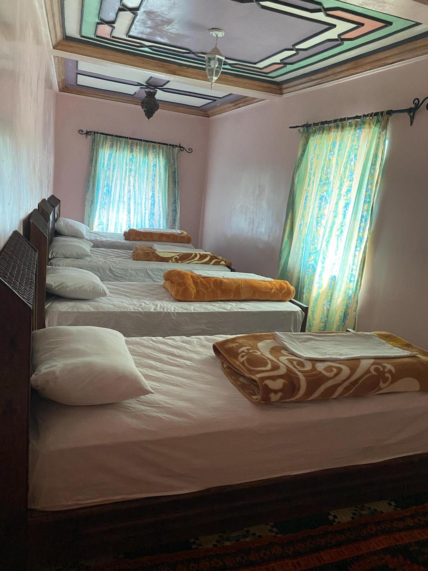 Kasbah Ait Bouguemez Hotel Agouti Екстериор снимка