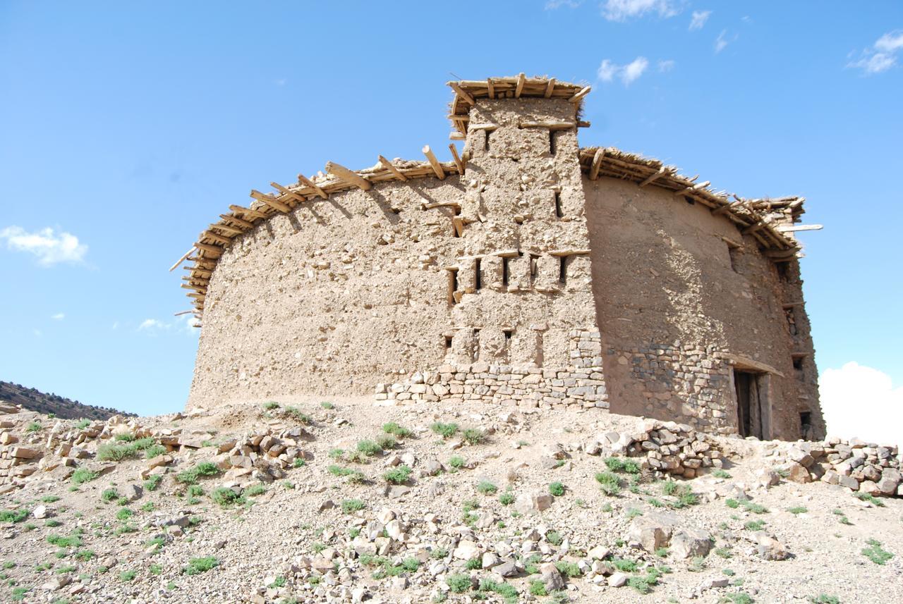 Kasbah Ait Bouguemez Hotel Agouti Екстериор снимка