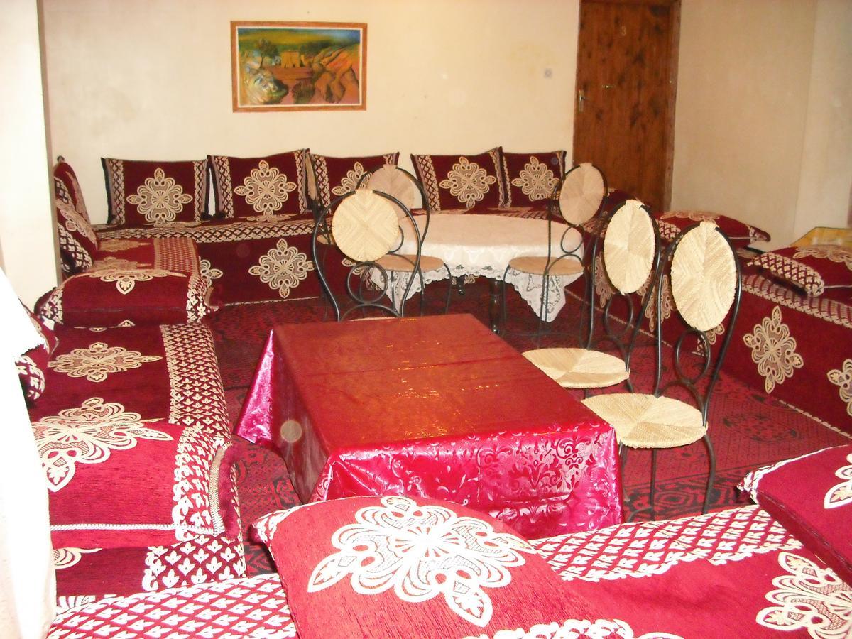Kasbah Ait Bouguemez Hotel Agouti Екстериор снимка