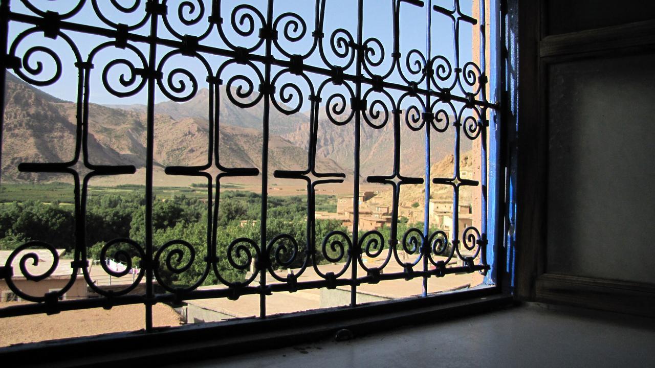 Kasbah Ait Bouguemez Hotel Agouti Екстериор снимка